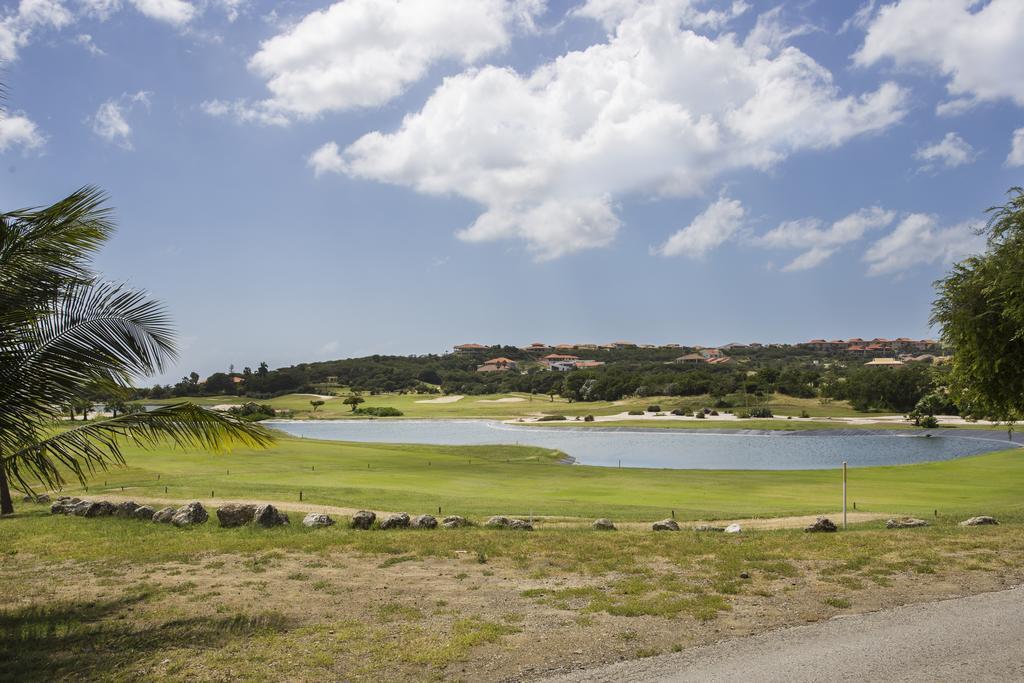 Blue Bay Bungalows 外观 照片